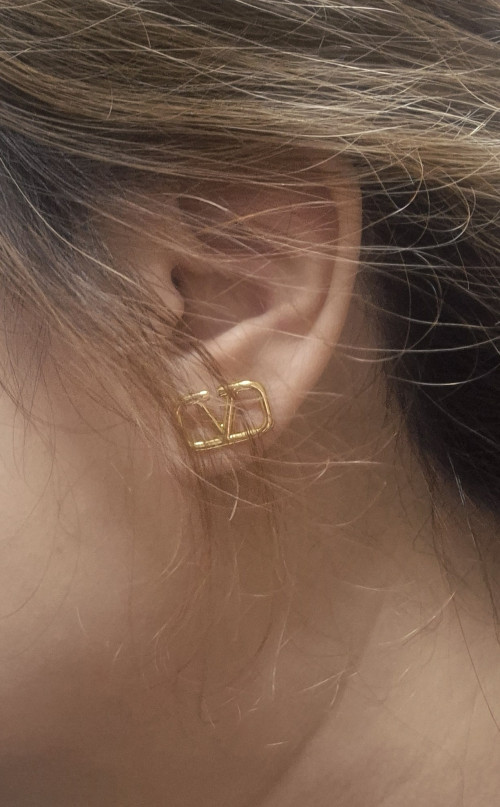 브이로고 시그니처 메탈 이어링 &amp;gt; 발렌티노