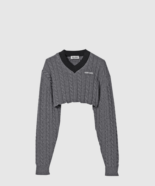 울 및 코튼 스웨터